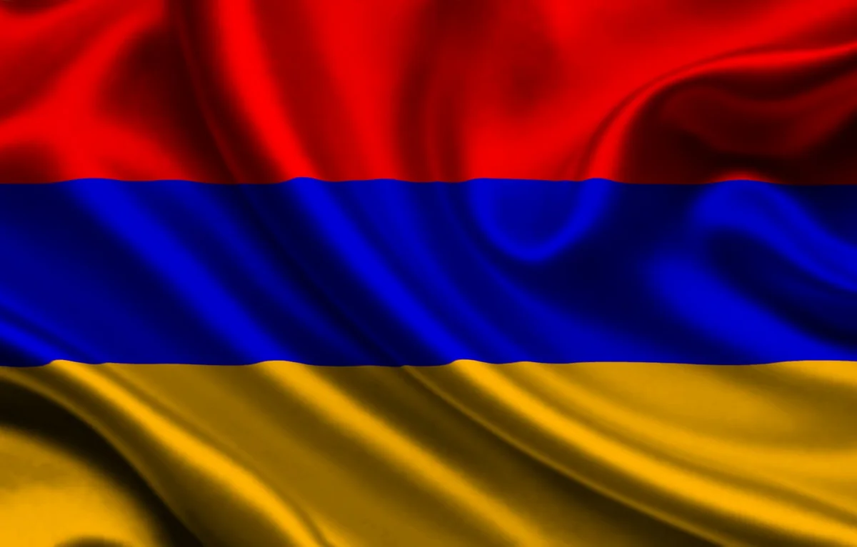 Ermənistan parlamentinin binası qarşısında etiraz aksiyası keçirilib