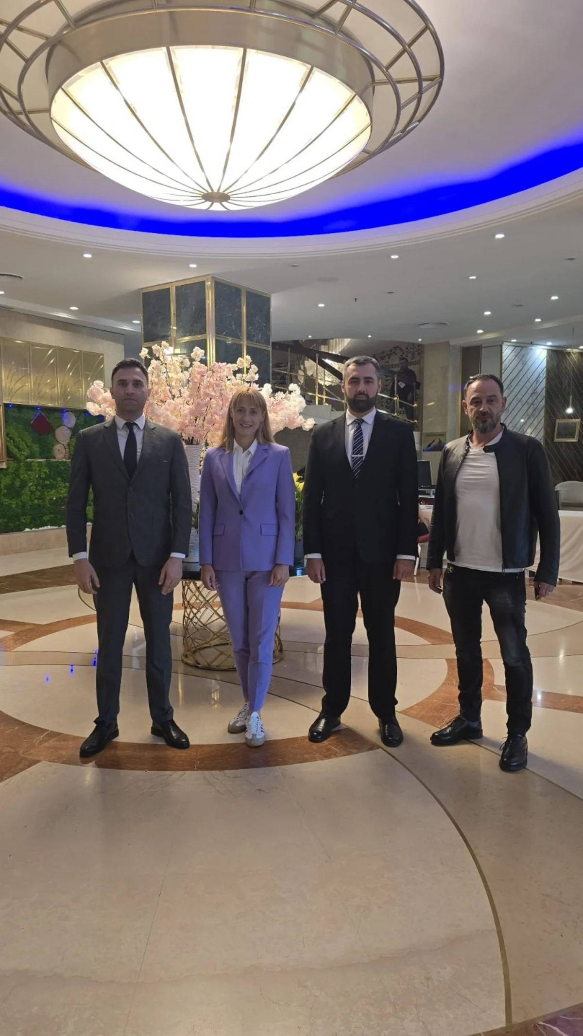 Azərbaycan Üzgüçülük Federasiyasının rəsmiləri Rumıniyada görüş keçiriblər