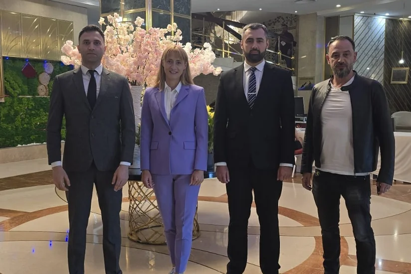 Azərbaycan Üzgüçülük Federasiyasının rəsmiləri Rumıniyada görüş keçiriblər
