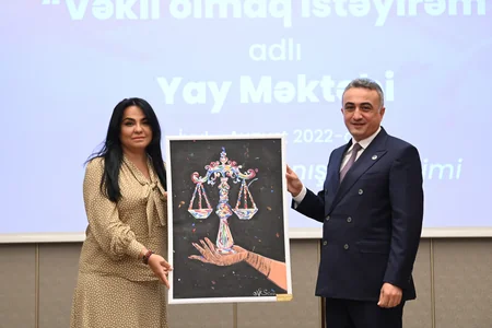 Vəkil olmaq istəyirəm adlı yay məktəbinin bağlanış mərasimi keçirilib