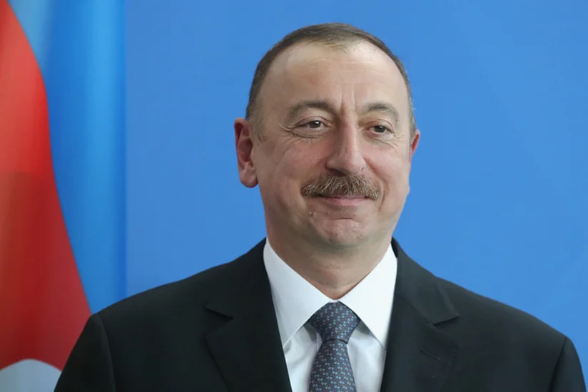 İlham Əliyev: Azərbaycan silah ixrac edən ölkəyə çevrilir