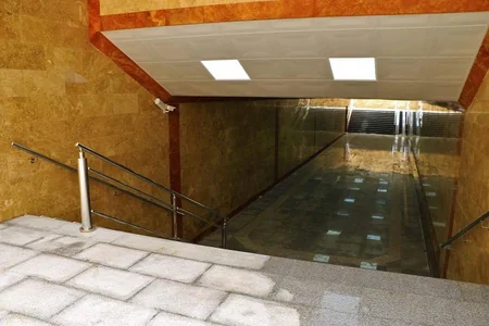 Hüseyn Cavid prospektində yeni piyada keçidi istifadəyə verilib