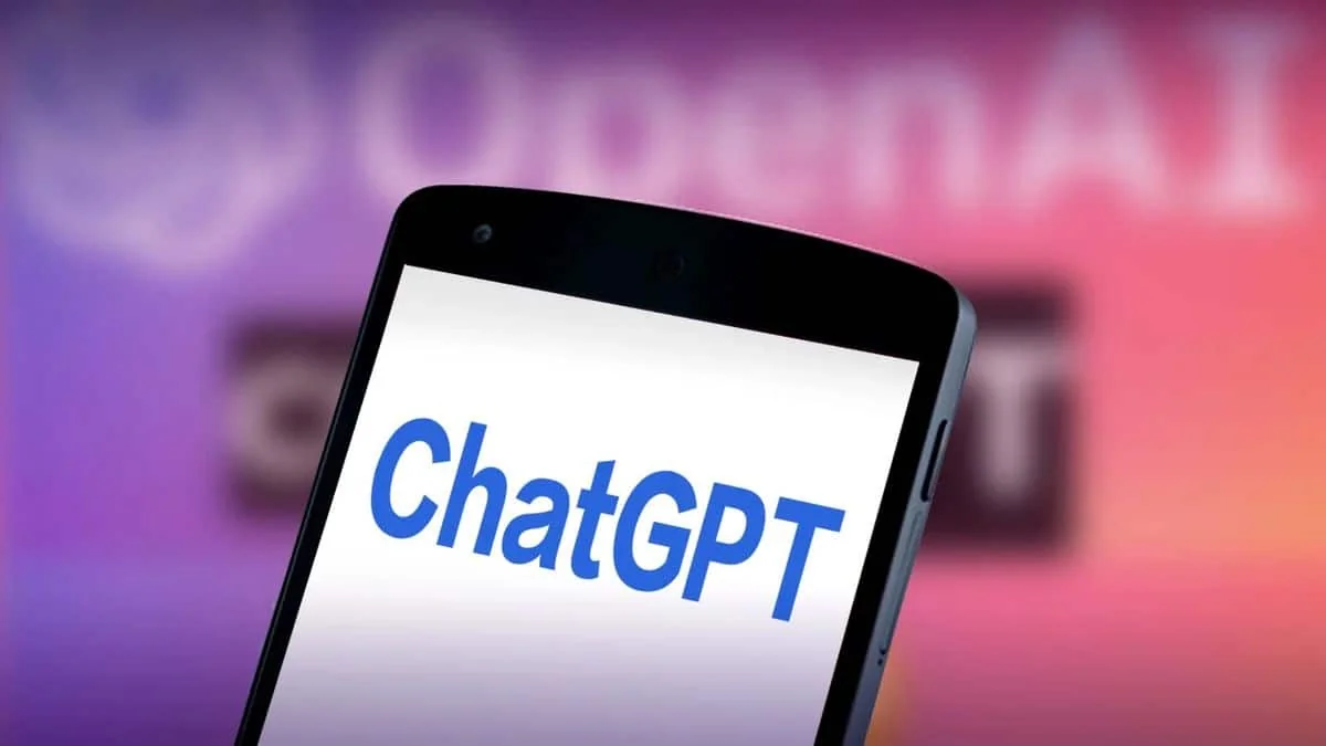 Azərbaycanda mobil cihazlarda “ChatGPT”nin payı mayda 16 % azalıb
