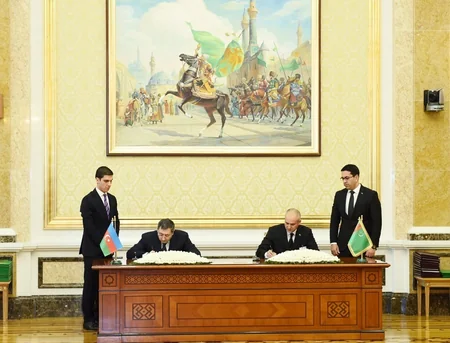 Azerbaijan, Turkmenistan sign bilateral documents