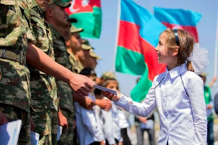 Təhsil Nazirliyi Bakıda 105 müəllimin müddətsiz əmək müqaviləsi əsasında işə təyin edilməsinə razılıq verib