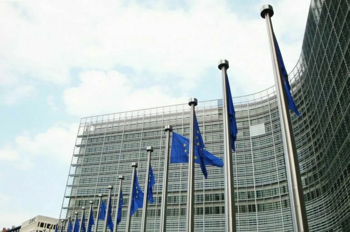 Еврокомиссия примет первую военную стратегию ЕС в первые 100 дней работы