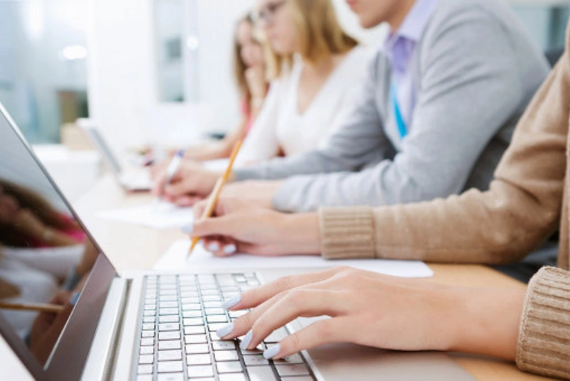 ​Российских студентов вернут из Турции