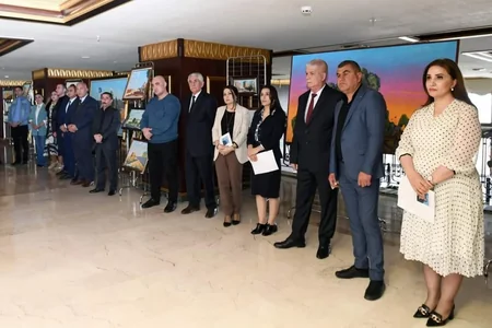Naxçıvan Muxtar Respublikasının 100 illiyinə həsr olunmuş fərdi sərgi açılıb