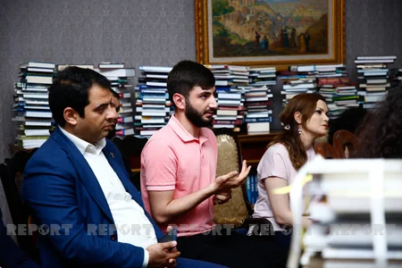 Gürcüstanın azərbaycanlı icmasına kitablar təqdim edilib