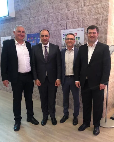 Vladimir Zelenskinin Ukraynada yaşayan azərbaycanlılarla görüşü nəzərdə tutulub