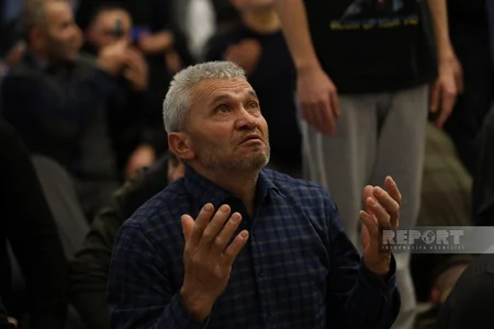 Bakıda Qədr gecəsi keçirilir - FOTOREPORTAJ