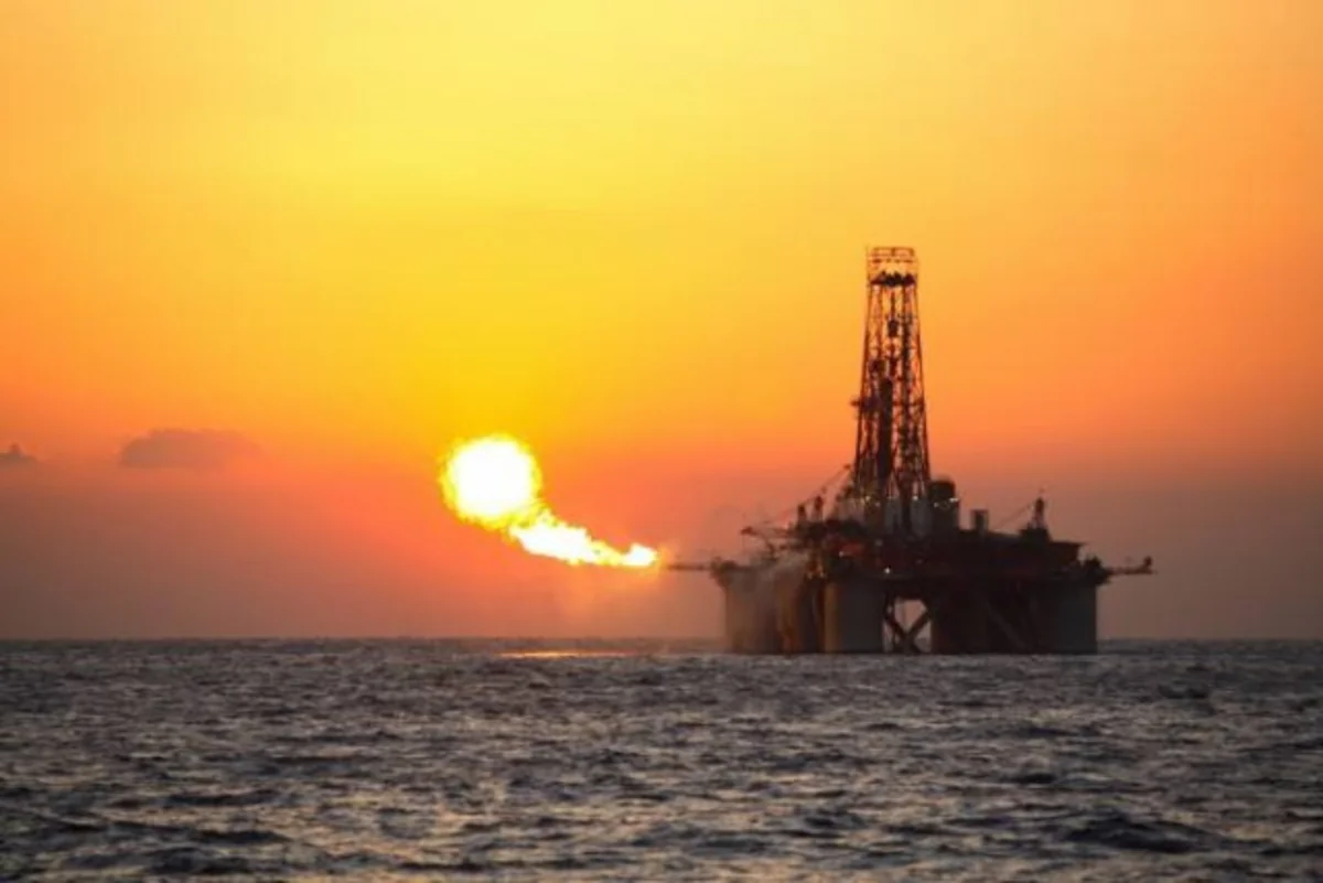 ABŞ-da neft buruqlarının sayı 14 ədəd artıb