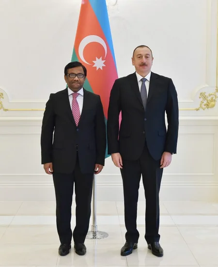 Prezident İlham Əliyev 4 ölkənin yeni səfirinin etimadnaməsini qəbul edib
