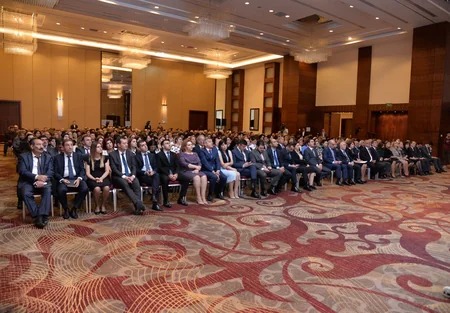 “Bakı təhsili: uğurlar və hədəflər” mövzusunda konfrans keçirilib