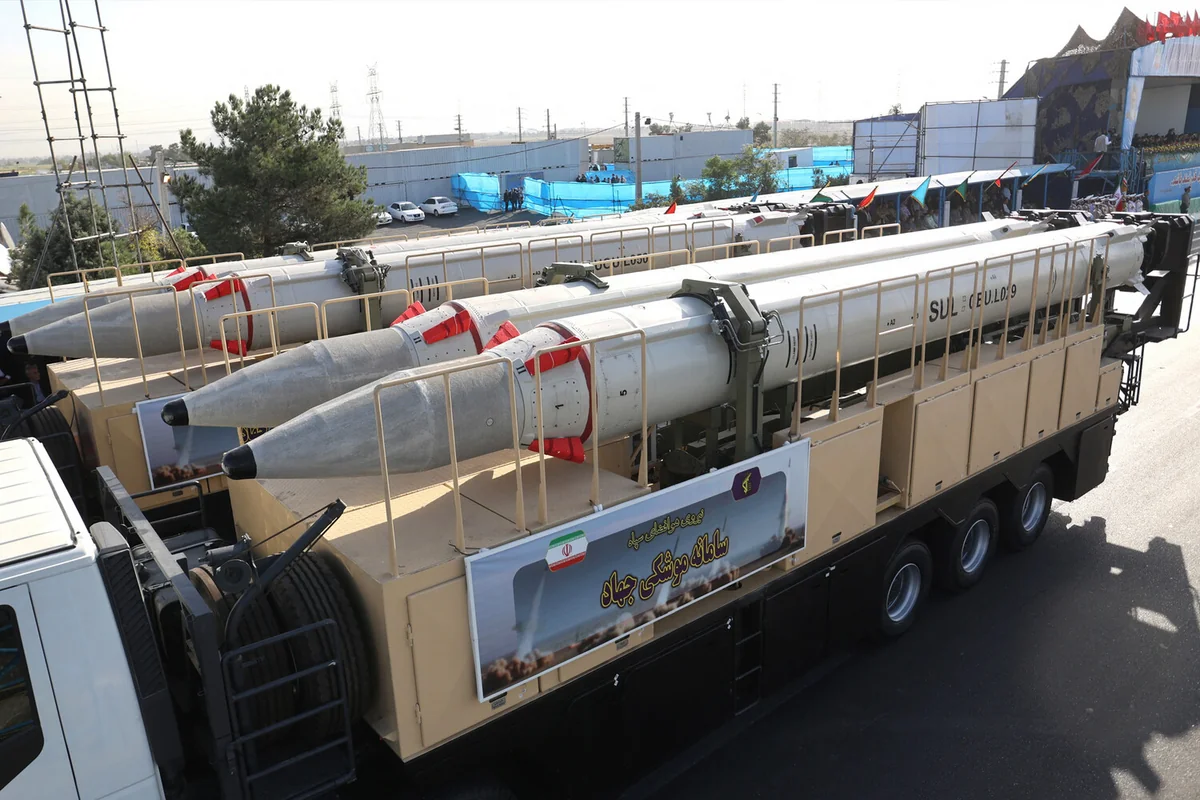 İran ABŞ ilə müharibəyə hazırlaşır