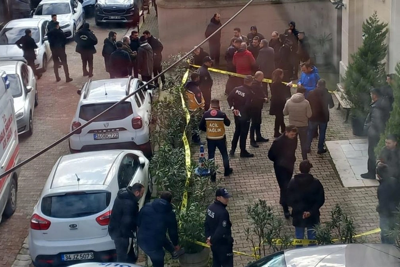İstanbulda kilsəyə silahlı hücum edən hər iki şəxs saxlanılıb - YENİLƏNİB
