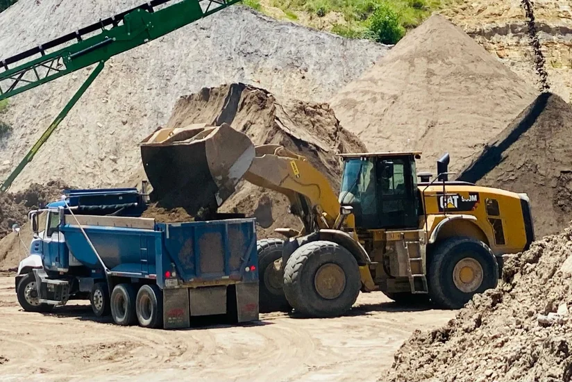 Azərbaycan Bolqarıstandan qum idxalını bərpa edib