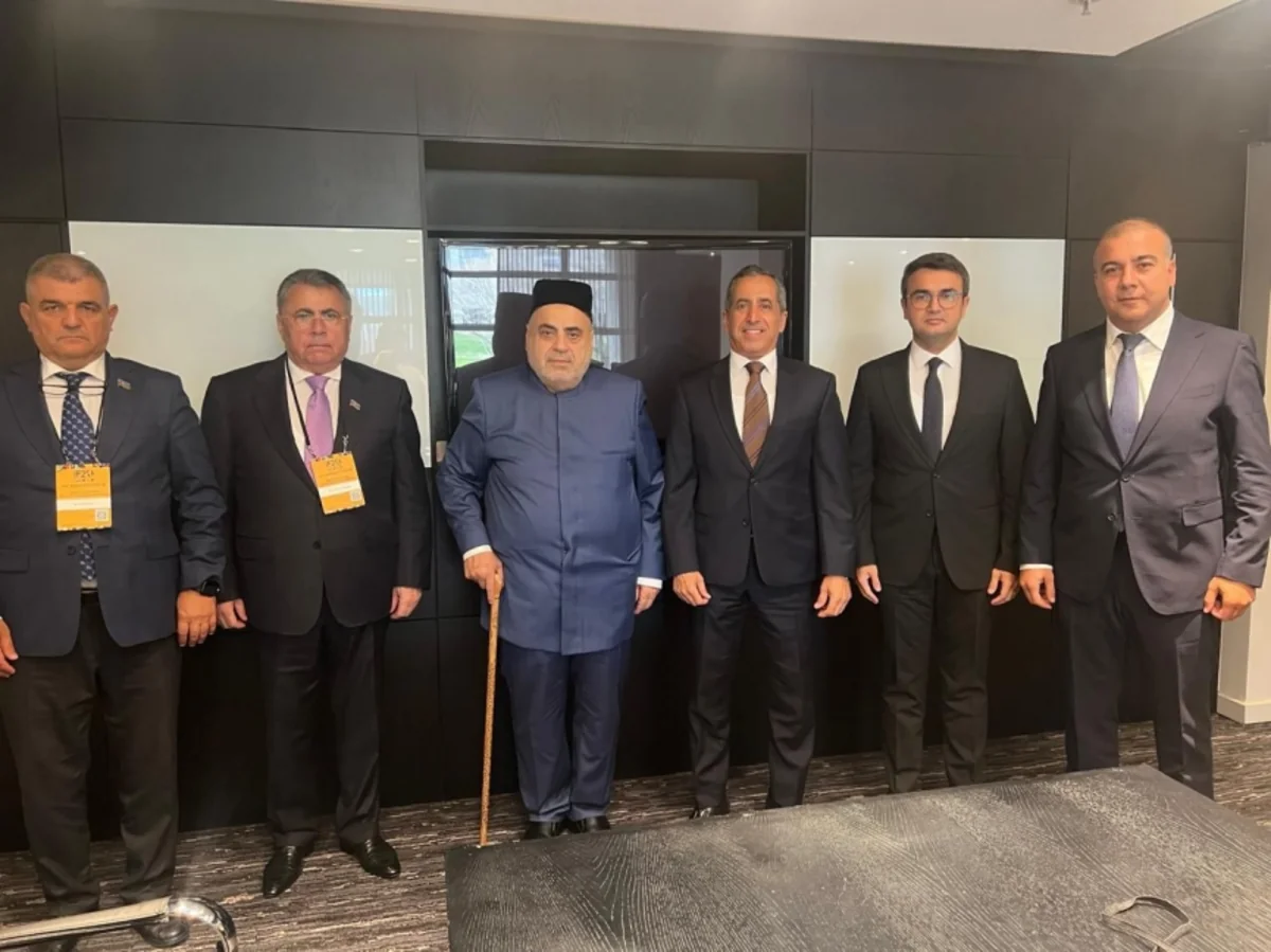 Allahşükür Paşazadə Keyptaunda Məhəmməd Elsanusi ilə Vaşinqton görüşünü müzakirə edib