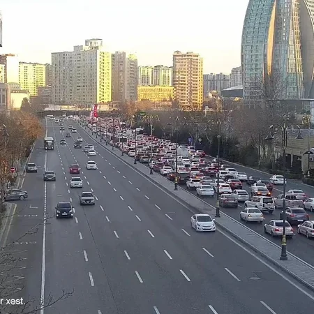 Bakının bir sıra yollarında tıxac müşahidə edilir
