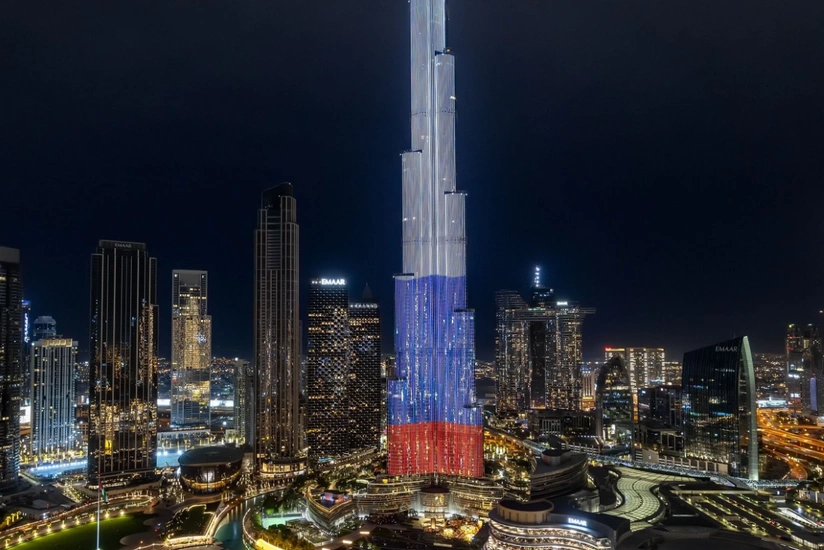 UAE lights up iconic landmarks in colours of Russian flag