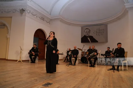 Mahnı və Rəqs Ansamblı Fikrət Əmirovun 100 illik yubileyi münasibətilə konsert proqramı ilə çıxış edib