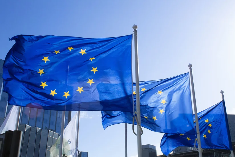 Совет ЕС решил сохранить санкции против Ирана