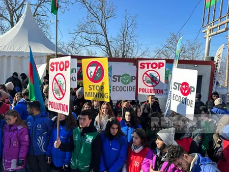 Protesters on Khankandi-Lachin road demand end to ecoterror