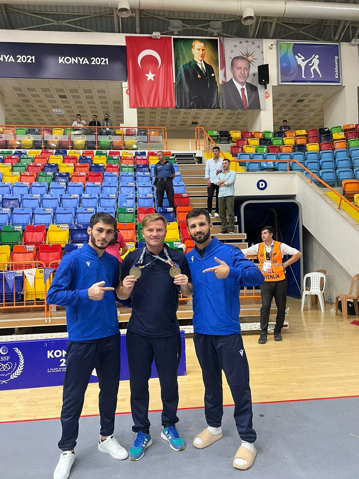 İslamiadanın azərbaycanlı qalibinin əli və burnu sınıb