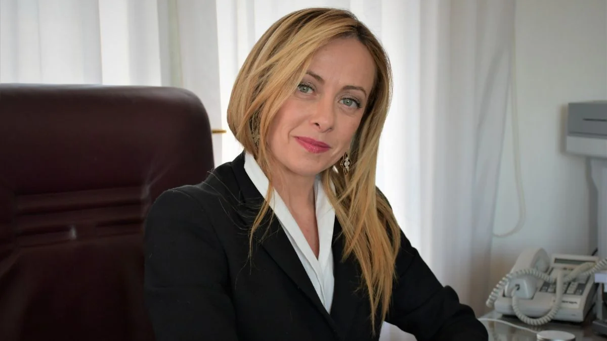 Премьер Италии назвала антисемитизм раковой опухолью, которую нужно победить