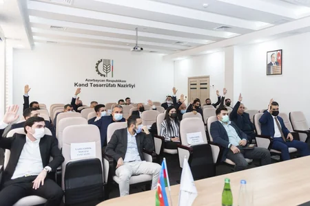 Azərbaycan Quşçular Cəmiyyəti”nin adı dəyişdirilib, yeni sədr seçilib