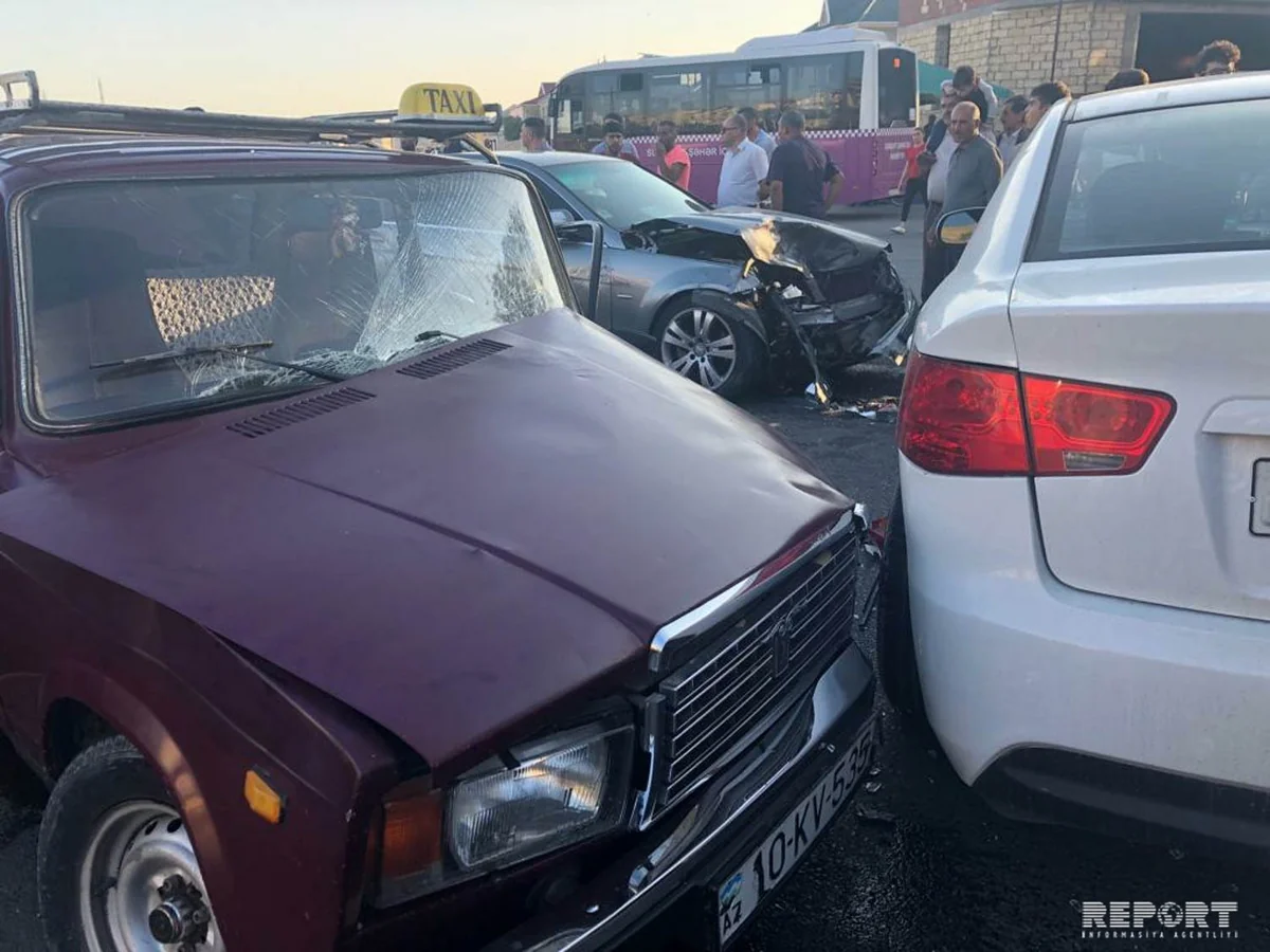 Sumqayıtda zəncirvari yol qəzası baş verib, xəsarət alanlar var - FOTO - VİDEO