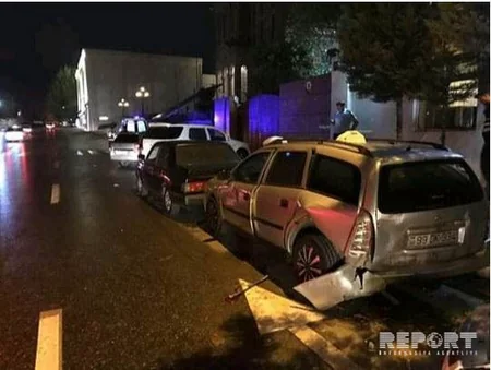 Bakıda iki avtomobil toqquşub - FOTO
