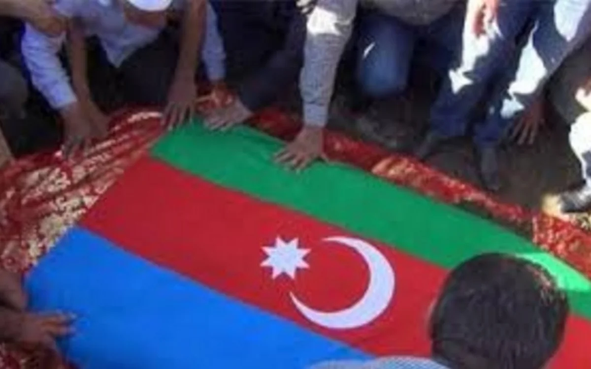 Agdamda şəhidin medalı 6 aylıq oğluna verildi