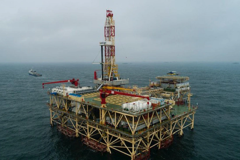 SOCAR hava şəraiti ilə bağlı dəniz obyektlərində təhlükəsizlik tədbirlərini gücləndirib