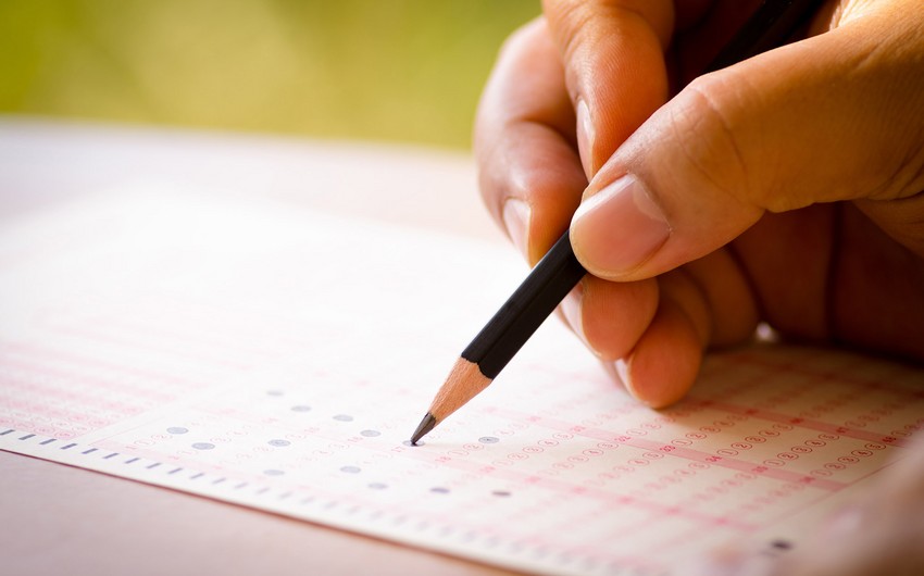1000-dən çox namizəd dövlət qulluğuna qəbul üçün test imtahanı verəcək