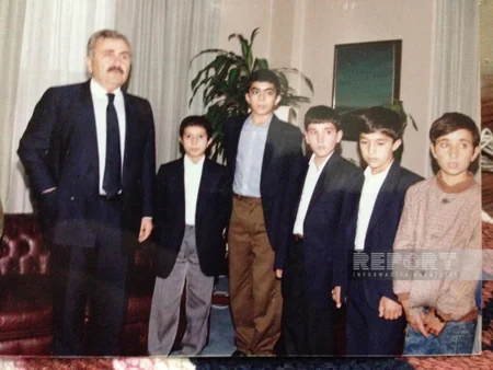 Rafiq Əziz Xocalıdan olan uşaqların Türkiyəyə aparılmasından danışır: O vaxt bizi Baş nazir qarşıladı - MÜSAHİBƏ