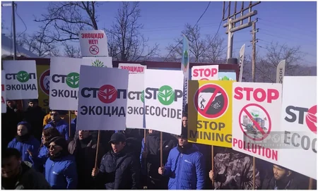 Protest on Khankandi-Lachin road continues, protestors singing patriotic songs - VIDEO