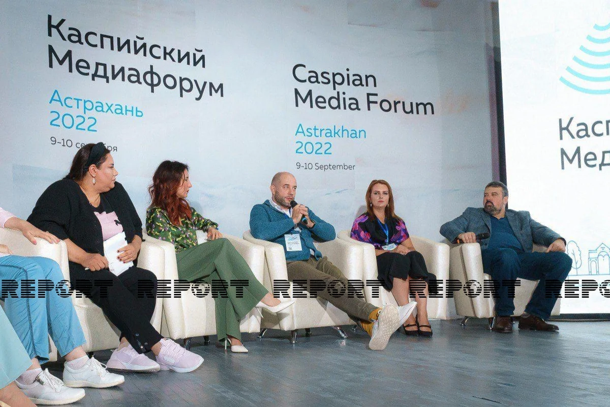 Делегация Азербайджана выступила перед студентами в Астрахани