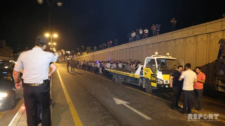 Bakıda yük maşını 9 avtomobilə çırpılıb, 4 nəfər xəsarət alıb - FOTO - YENİLƏNİB