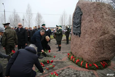Belarusda Azərbaycanın ilk hərbi təyyarəçisinə abidə ucaldılıb
