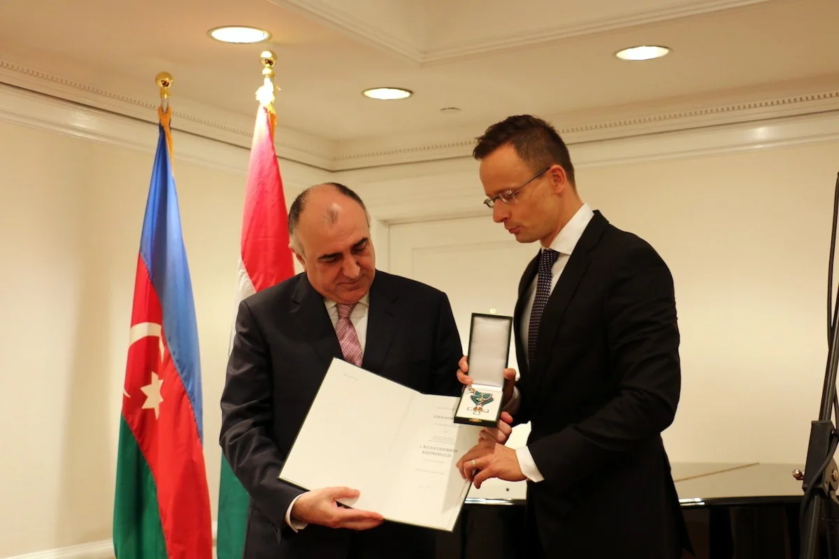 Elmar Məmmədyarov Macarıstanın Komandor Xaçı Ləyaqət Ordeni ilə təltif olunub