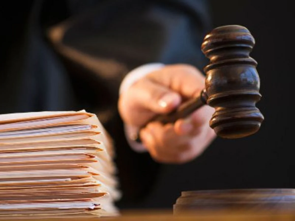 İraqın sabiq ticarət naziri azadlıqdan 21 il müddətinə məhrum edilib