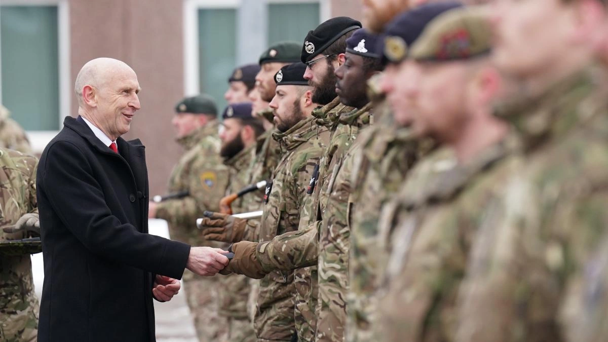 UK soldiers quit in thousands despite Labour’s pay rise