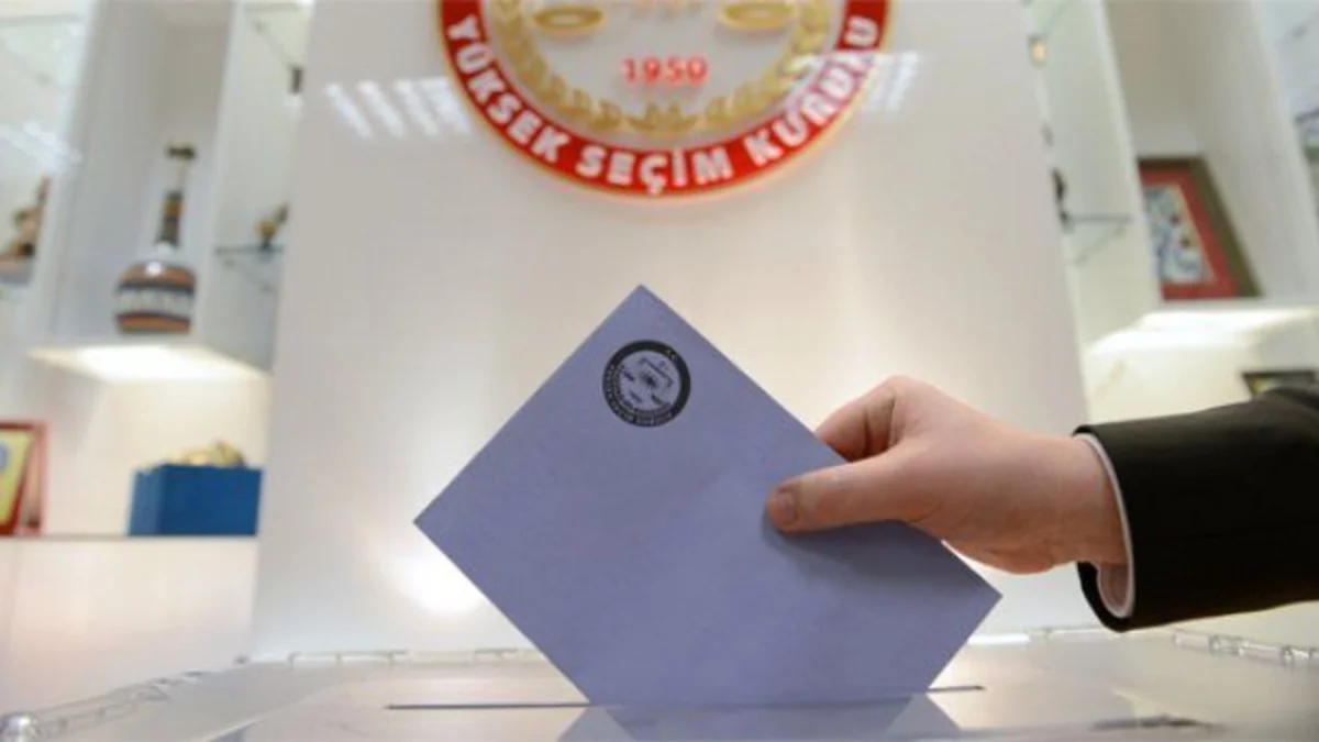 Türkiyə Mərkəzi Seçki Komissiyası növbədənkənar parlament seçkilərinin keçiriləcəyi tarixi açıqlayıb