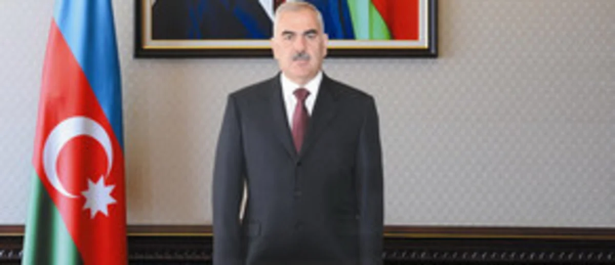 ​Naxçıvanın ekologiya və təbii sərvətlər naziri “Əməkdar dövlət qulluqçusu” fəxri adını alıb