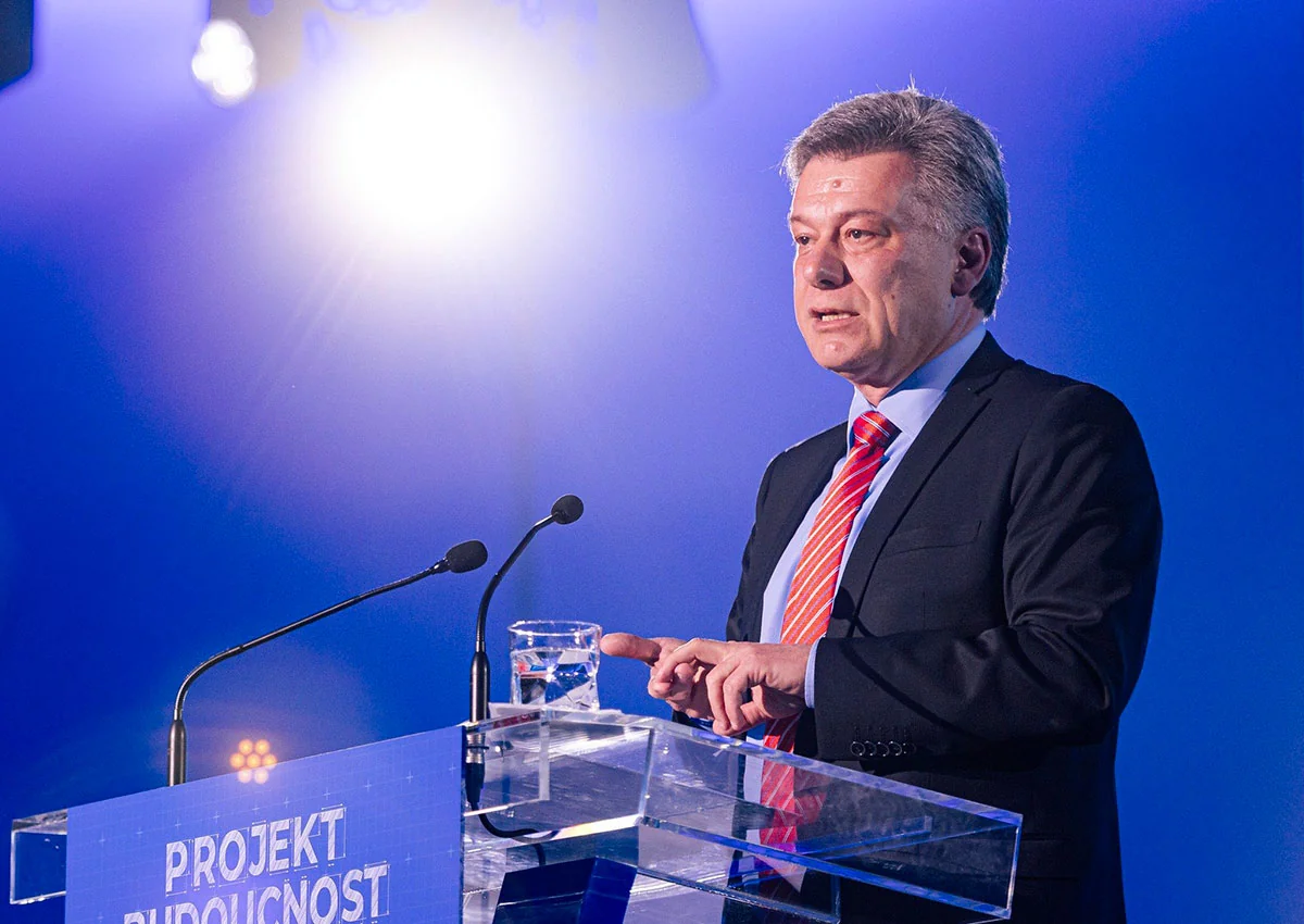 Czech justice minister resigns over donated bitcoin scandal