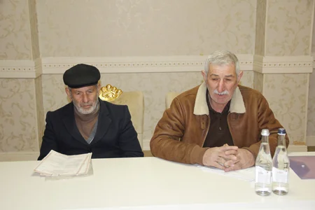 Daşınmaz Əmlakın Dövlət Kadastrı və Reyestrinin sədri Cəlilabadda vətəndaşları qəbul edib