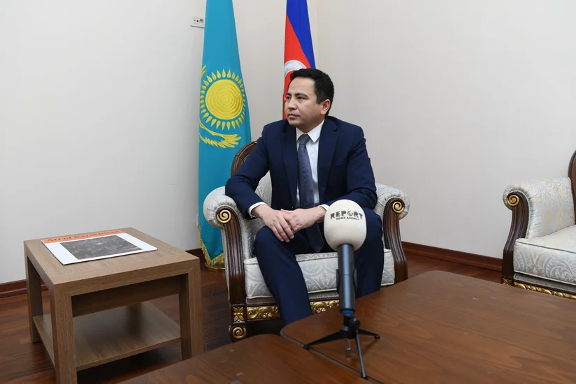 Səfir: “Dəhlizlərin inkişafı Qazaxıstan və Azərbaycanın qlobal logistikadakı əhəmiyyətini artıracaq” - MÜSAHİBƏ