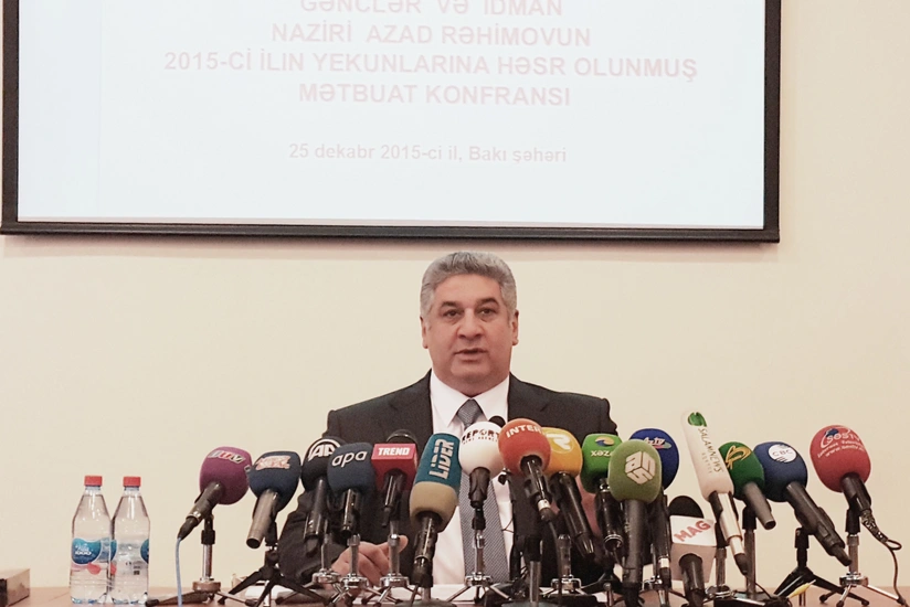 Azad Rəhimov gənclərlə iş sahəsində görülmüş işlərdən danışıb