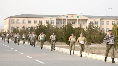 Əlahiddə Ümumqoşun Orduda komandir hazırlığı məşğələsi keçirilib